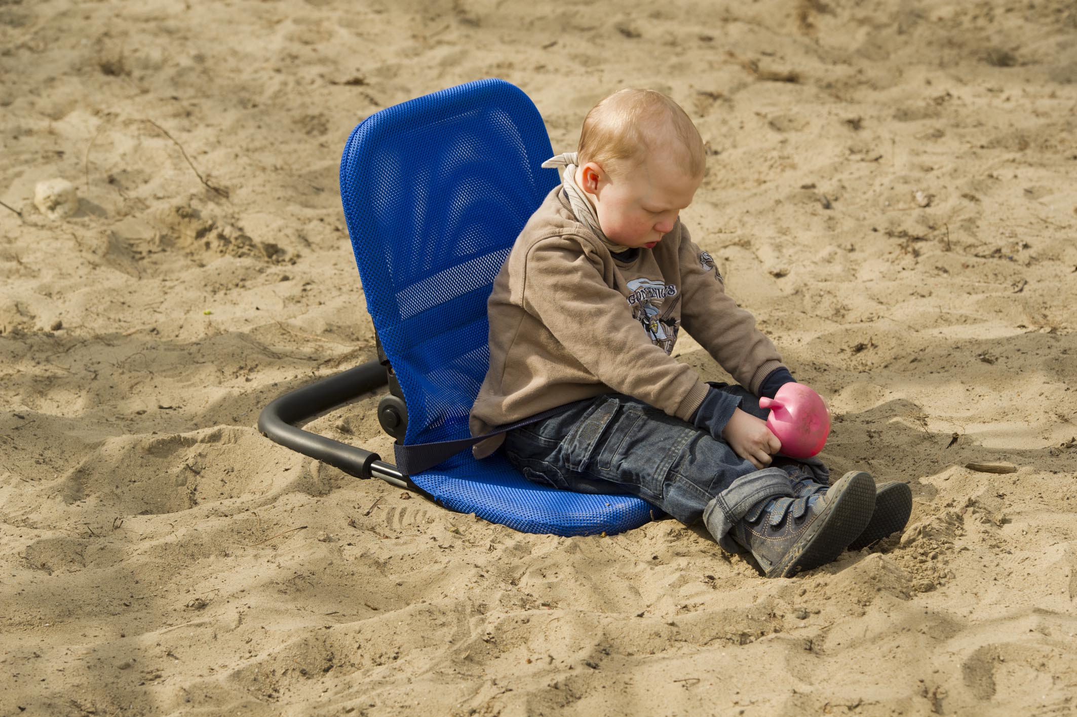 Mit Badeliege bibi. im Sand