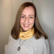 Claudia Staudt, Pflegemutter und Gast in unserem Podcast sinnklusion